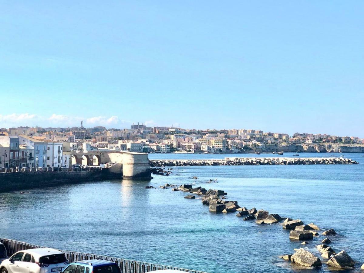 Nettuno Suite Συρακούσες Εξωτερικό φωτογραφία